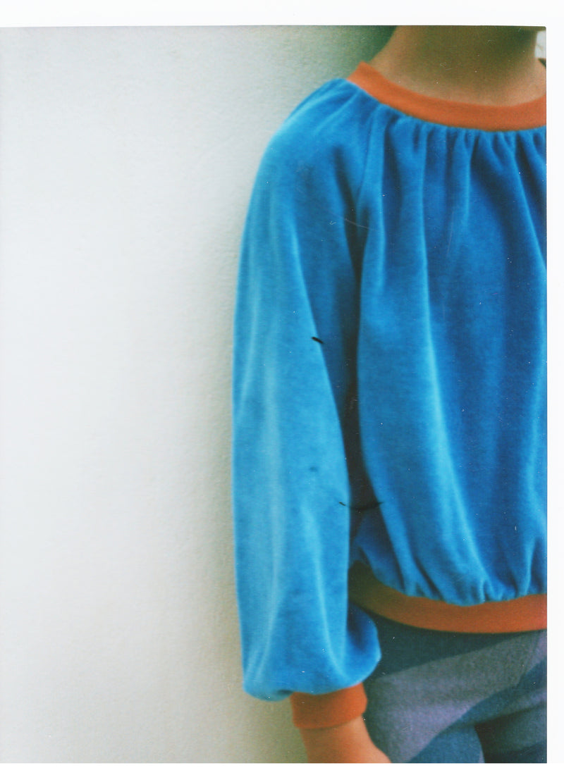 Velvet Sweater - Blue Red