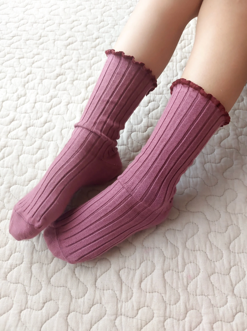 Delphine - Lettuce Trim Ribbed Socks - 436 Raisin Rose