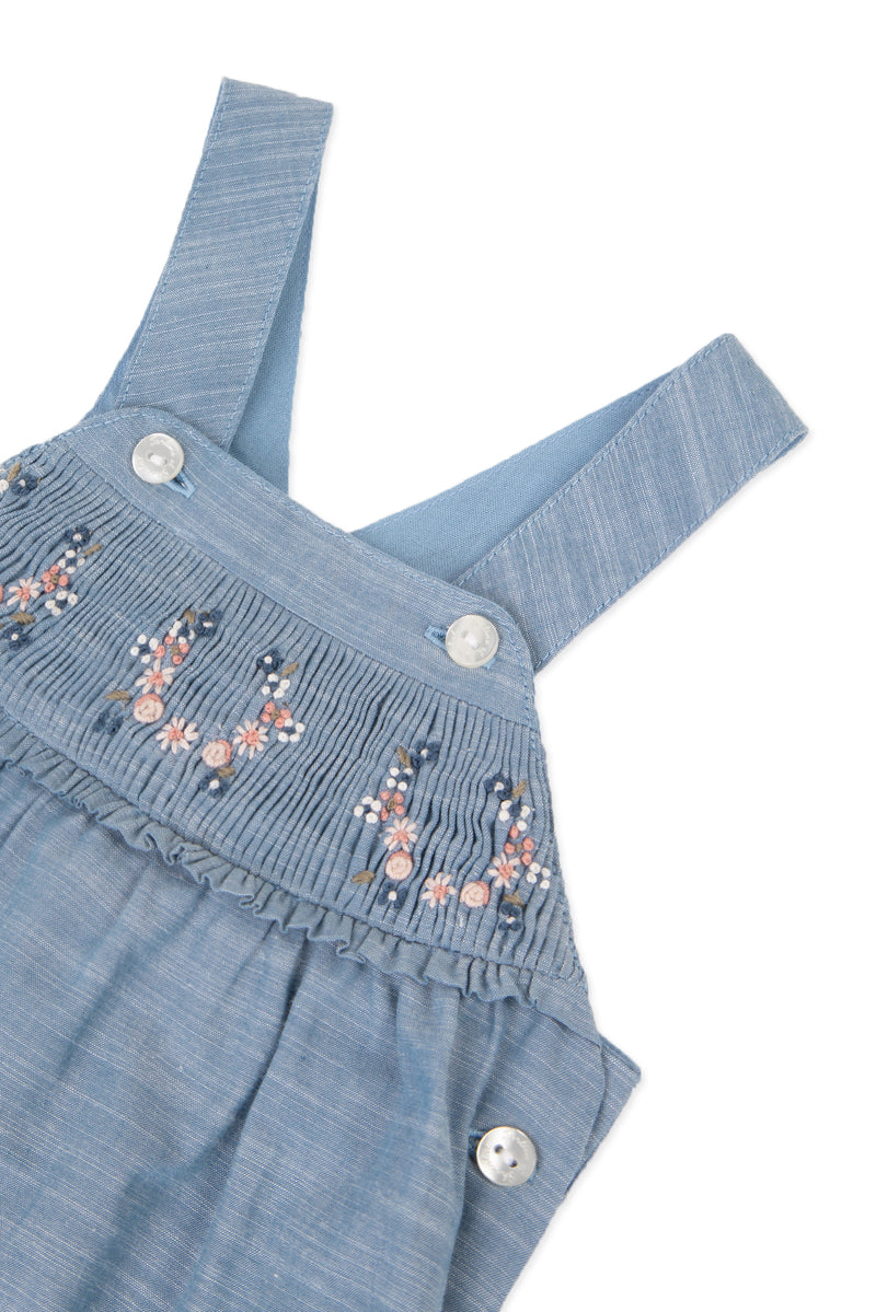 PREMIER TROUSSEAU FILLE SALOPETTE1 - CHAMBRAY